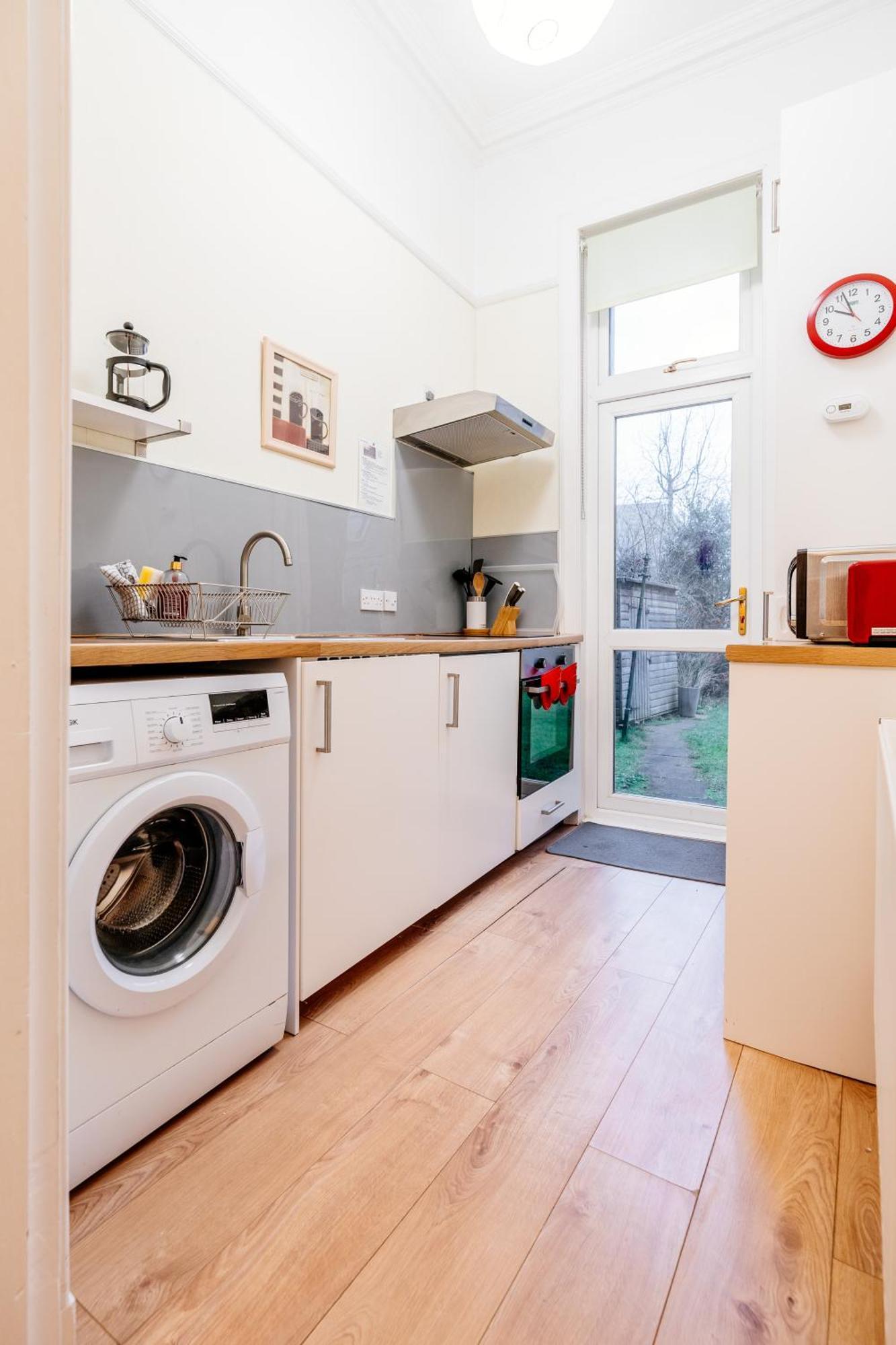 Beautiful Spacious Ground Floor Newington Flat Единбург Екстериор снимка