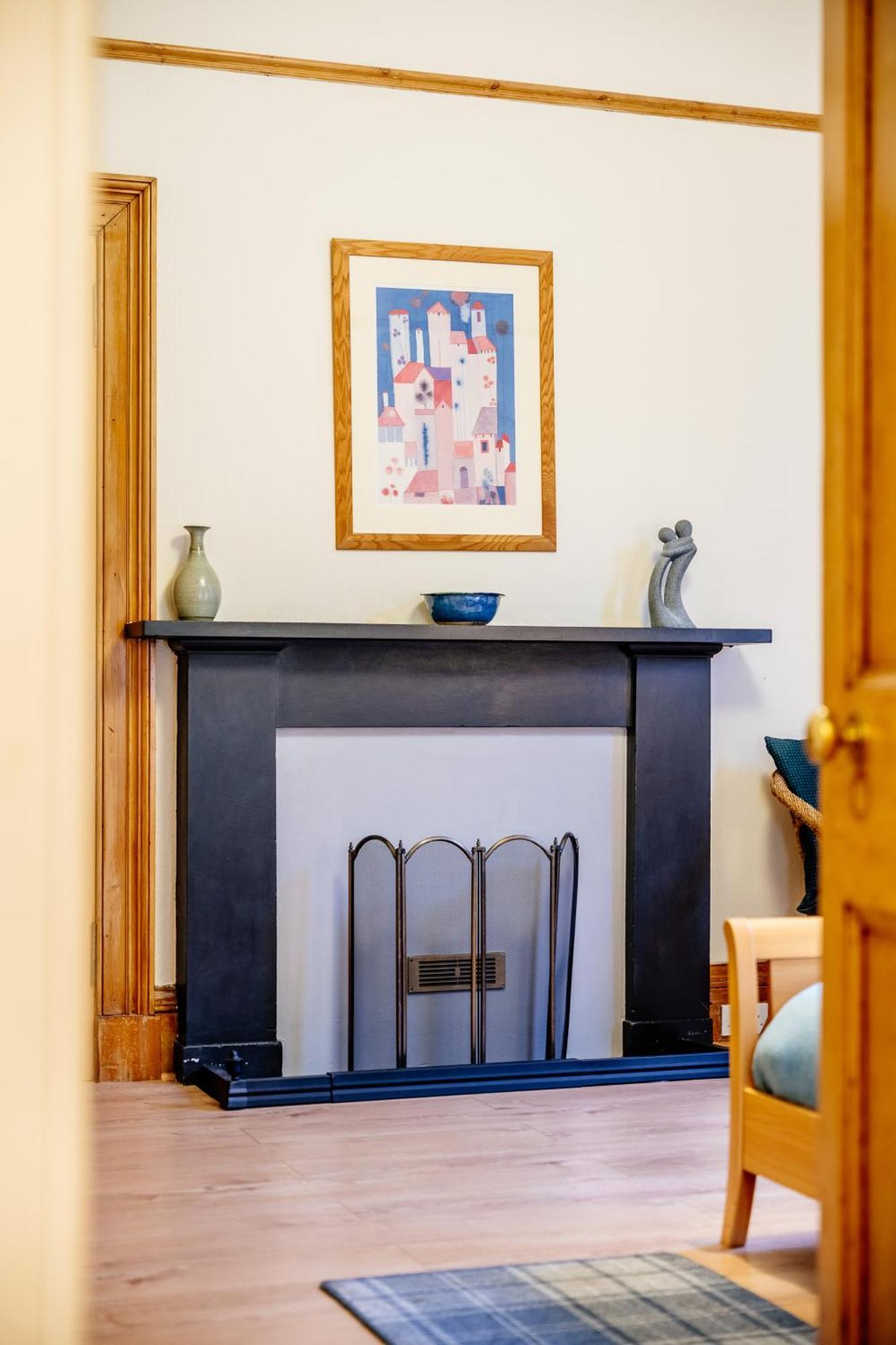 Beautiful Spacious Ground Floor Newington Flat Единбург Екстериор снимка